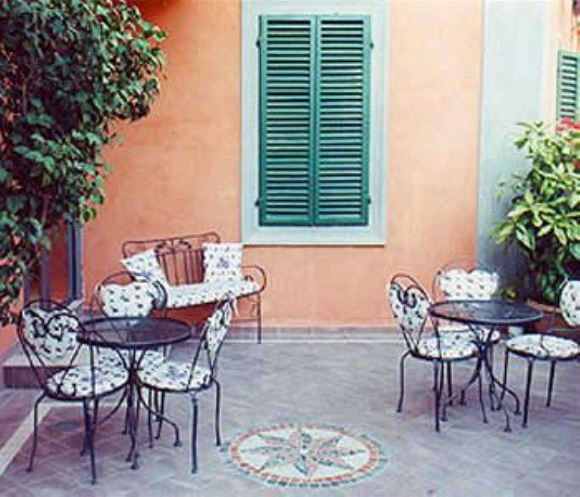 Villa Piccola Siena Exterior photo